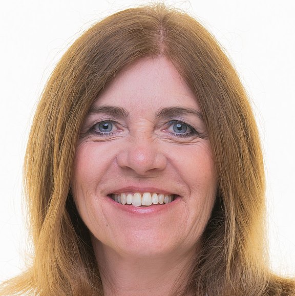 Baumgartner_Angela_02.jpg 