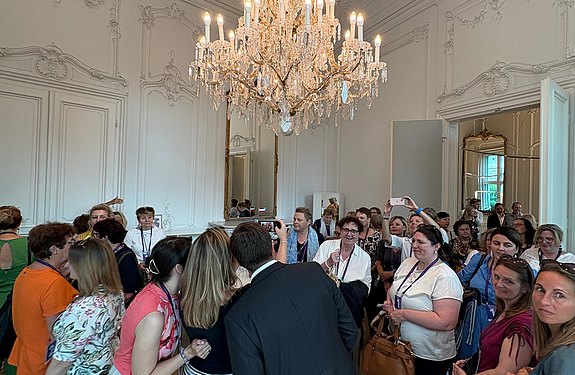 Wientag 2025 - Zu Besuch in der Staatsoper und im Bundeskanzleramt
